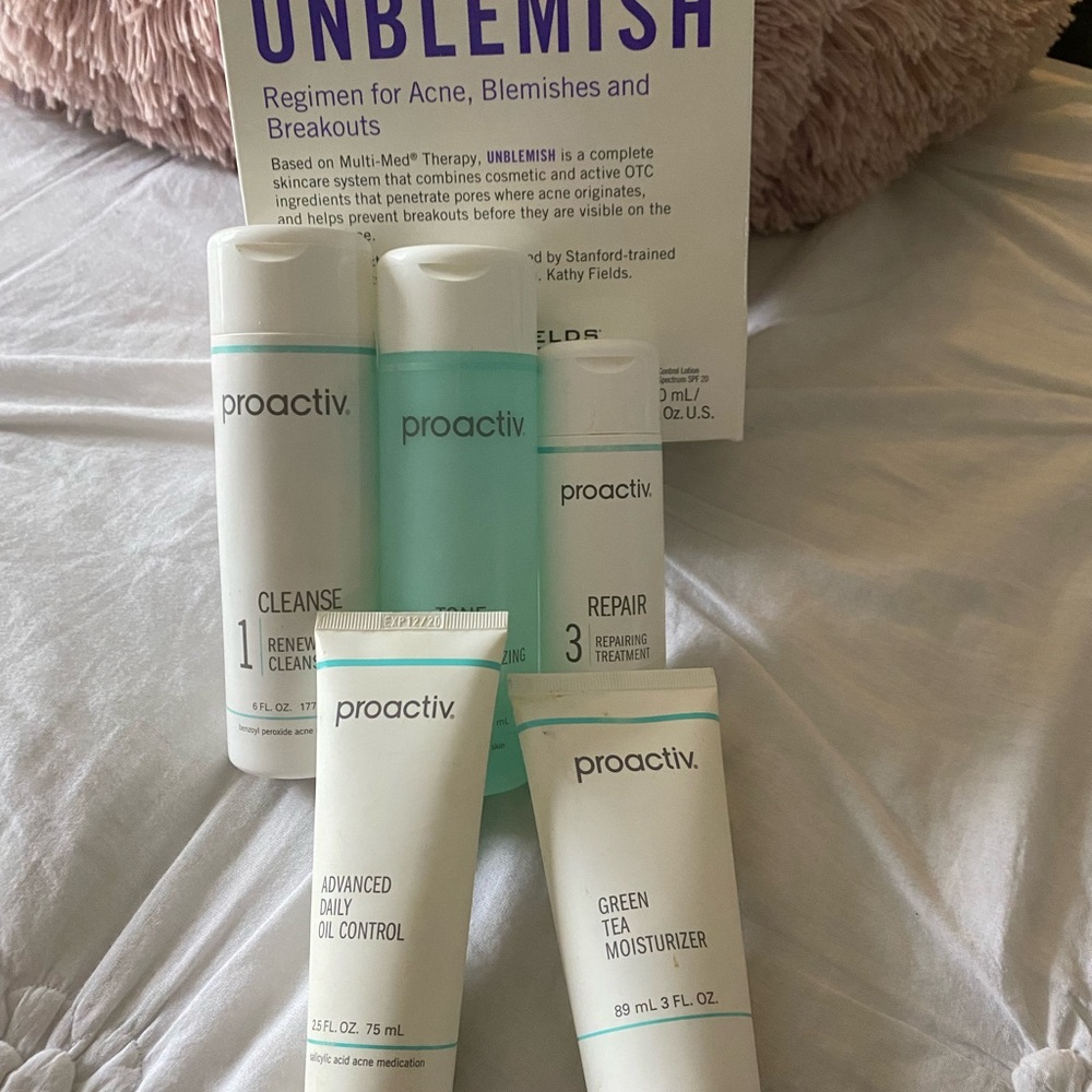 Roadan and Fields Acne set